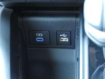 VOXY HYBRID 4WD
