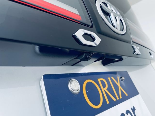 VOXY HYBRID