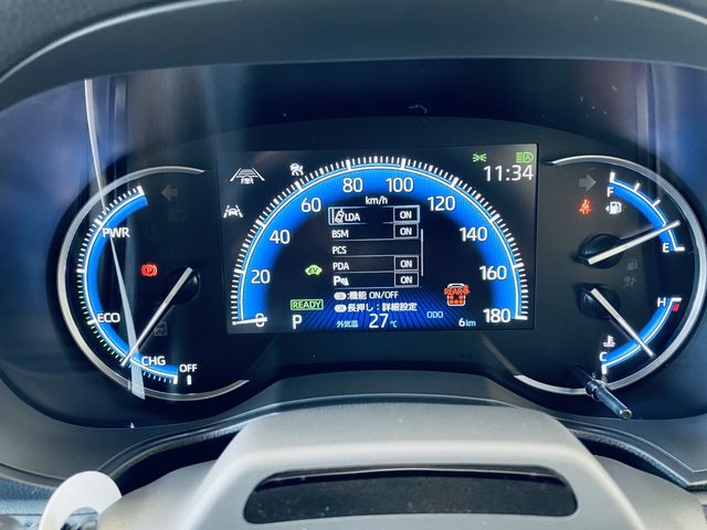VOXY HYBRID