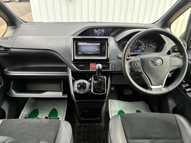 VOXY 4WD