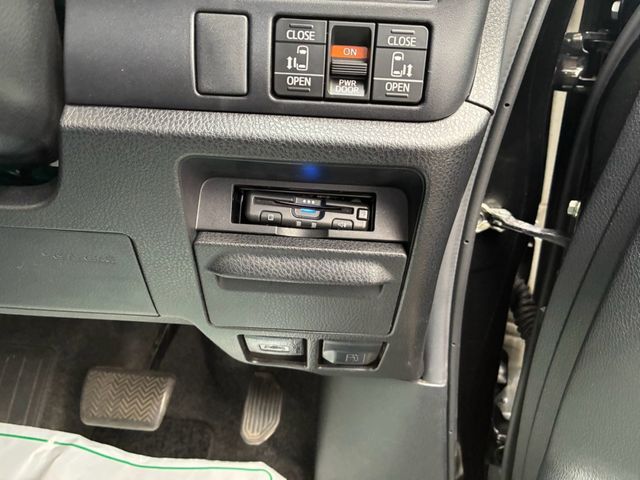 VOXY 4WD