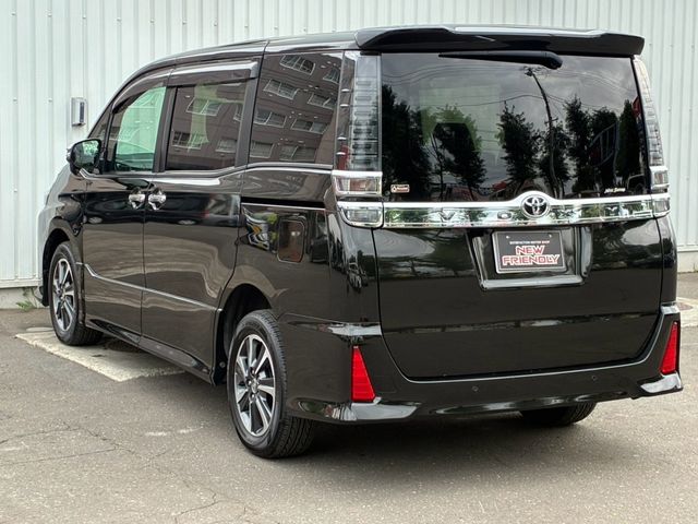 VOXY 4WD
