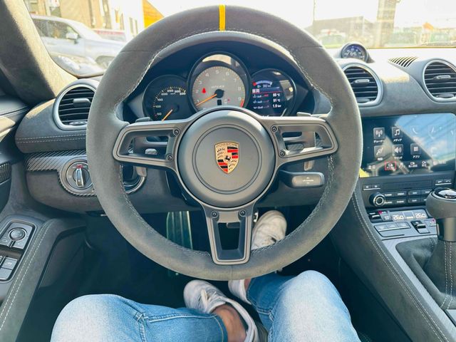 PORSCHE 718CAYMAN
