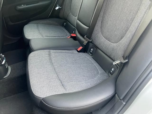 MINI COOPER D CLUBMAN