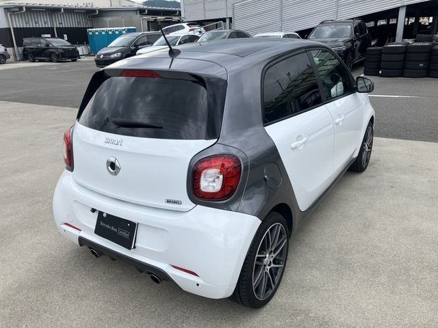 SMART FORFOUR