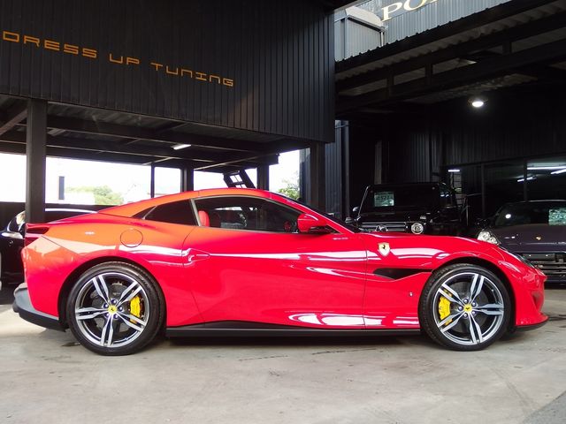 FERRARI Portofino