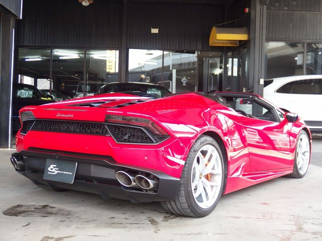 LAMBORGHINI HURACAN Spider