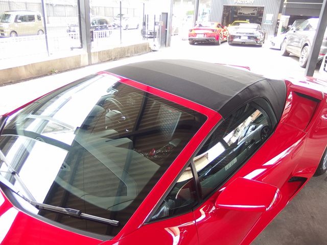 LAMBORGHINI HURACAN Spider