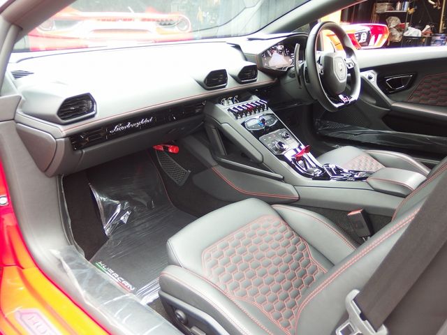 LAMBORGHINI HURACAN Spider