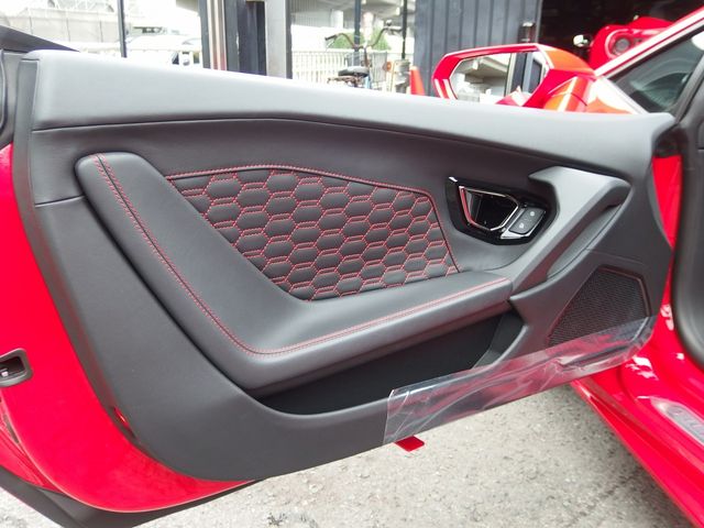 LAMBORGHINI HURACAN Spider