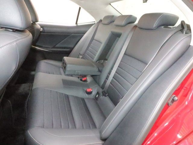LEXUS IS300h