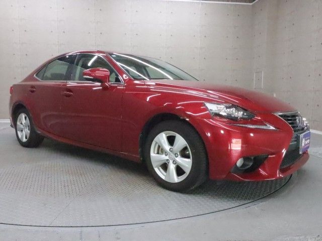 LEXUS IS300h