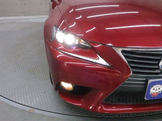 LEXUS IS300h