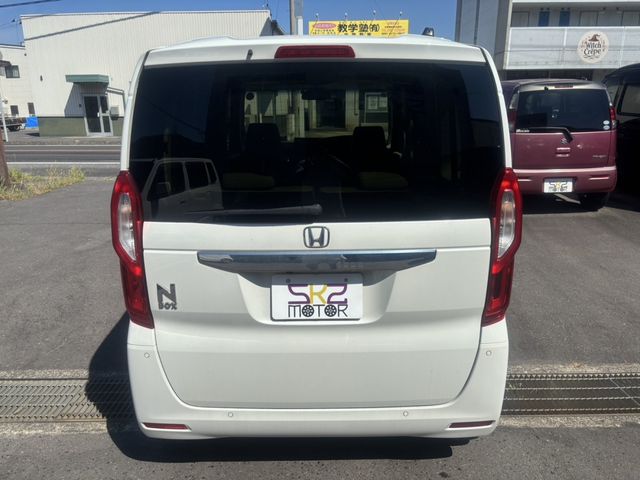 N-BOX