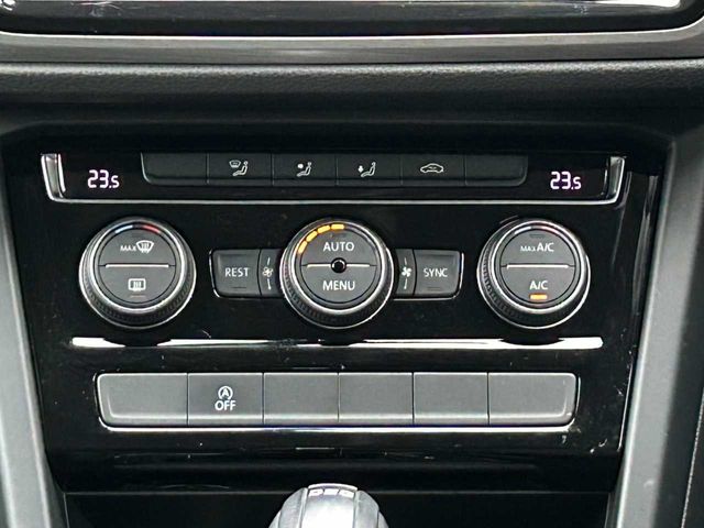 VOLKSWAGEN GOLF TOURAN