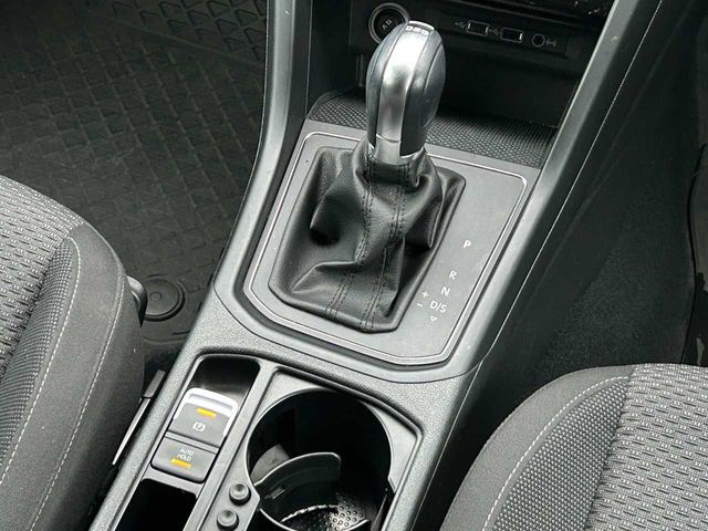 VOLKSWAGEN GOLF TOURAN