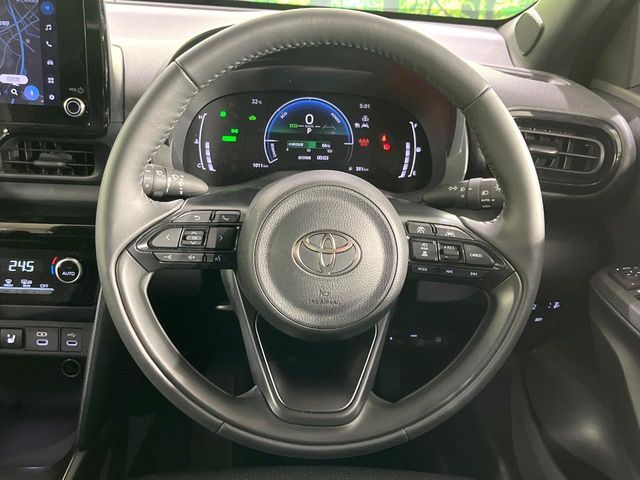 YARIS CROSS HYBRID