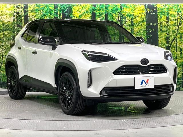 YARIS CROSS HYBRID