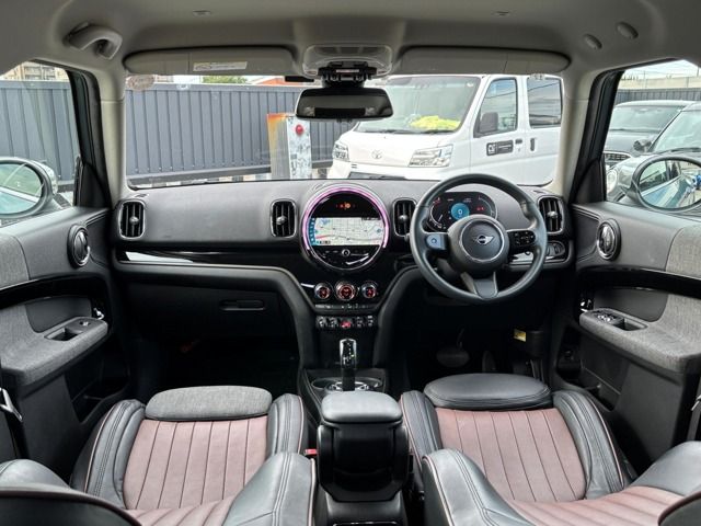 MINI COOPER D CROSSOVER