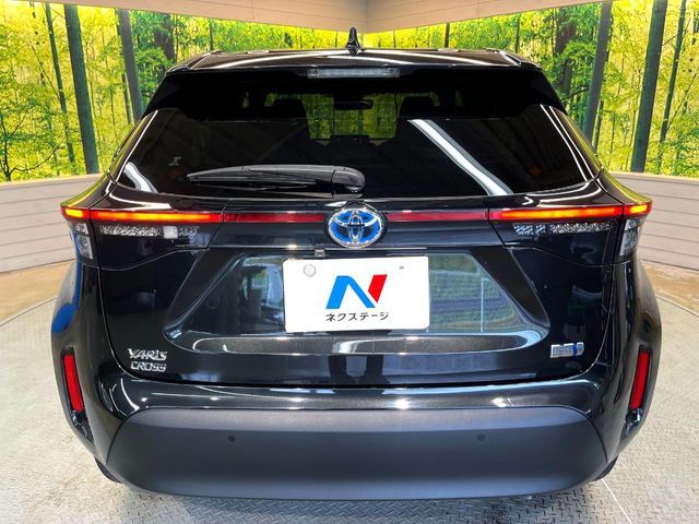 YARIS CROSS HYBRID