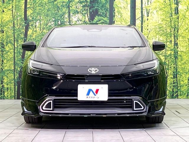 PRIUS 4WD