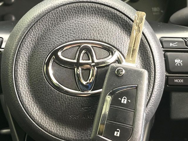 YARIS HYBRID