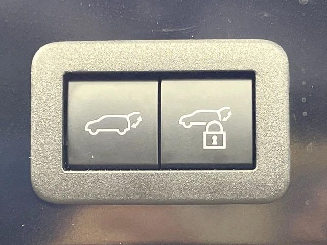 COROLLA CROSS HYBRID