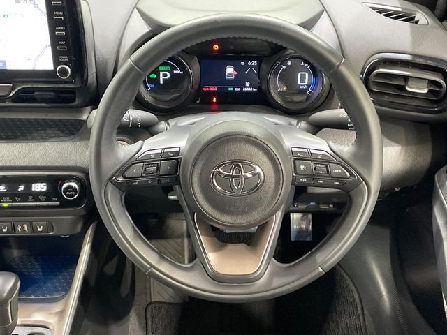 YARIS HYBRID