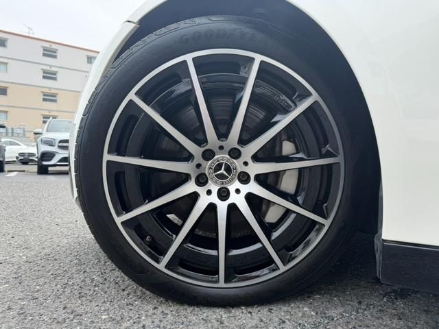 MERCEDES BENZ EQS