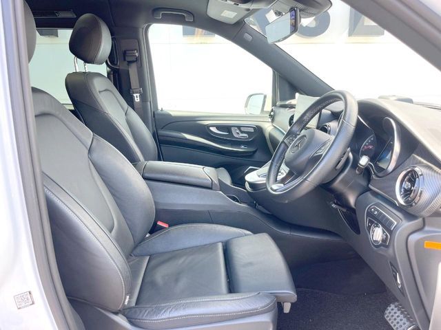 MERCEDES BENZ V class