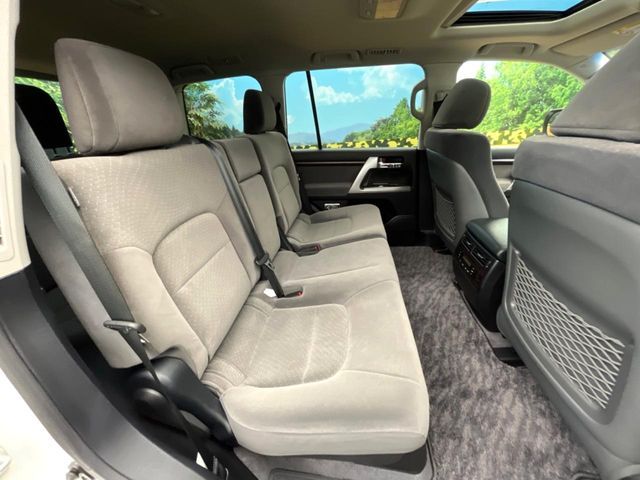 LANDCRUISER wagon