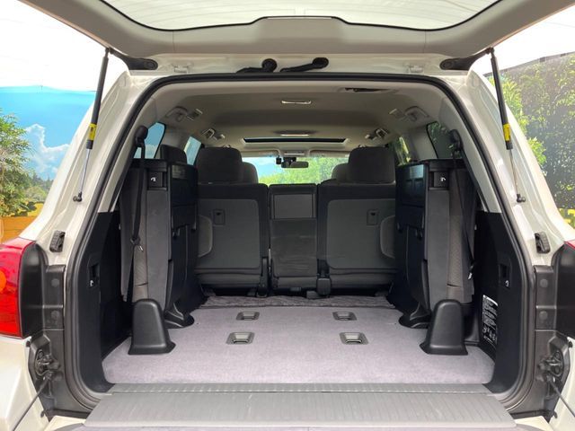 LANDCRUISER wagon