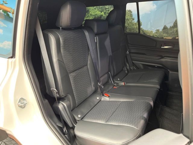 LANDCRUISER 250