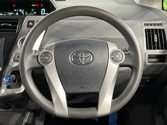 PRIUS Alpha