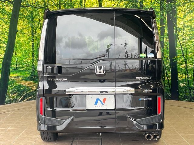 STEPWAGON e:HEV SPADA
