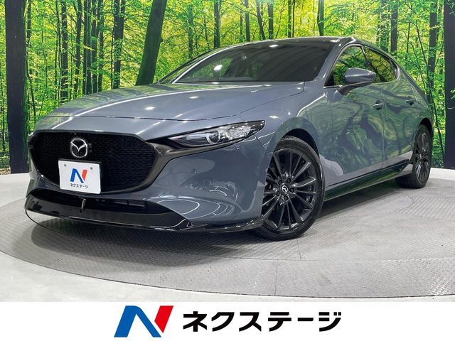 MAZDA3 FASTBACK