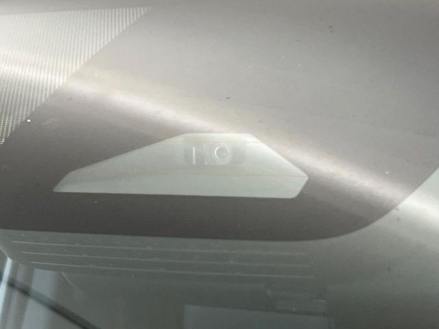 VOXY HYBRID