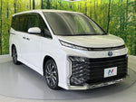 VOXY HYBRID
