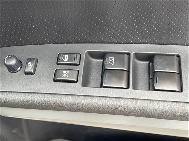 X-TRAIL 4WD