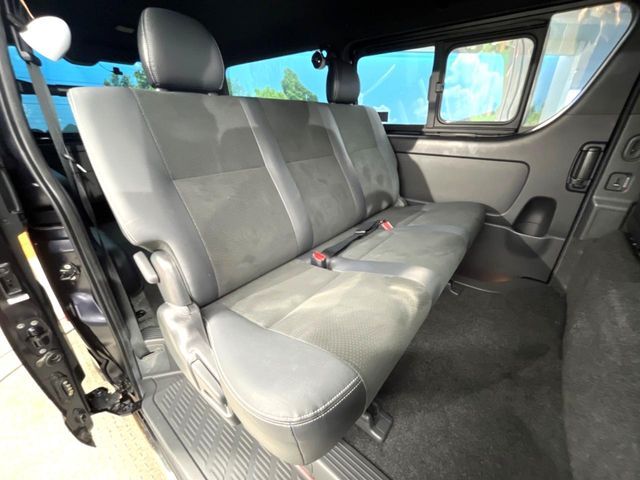 HIACE van 4WD