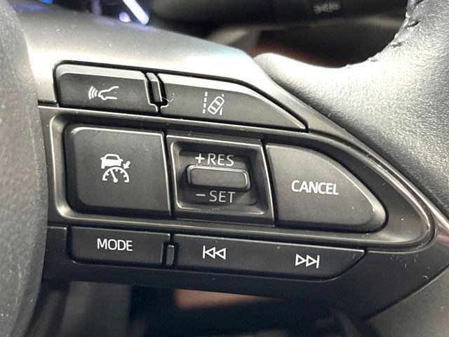 YARIS CROSS HYBRID