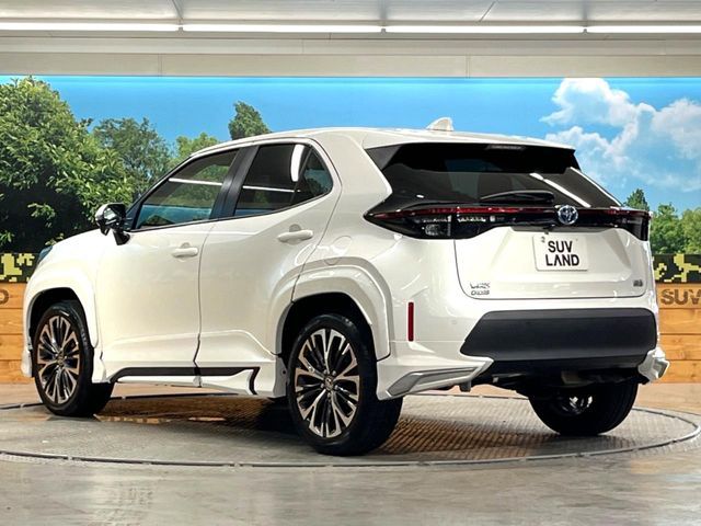 YARIS CROSS HYBRID