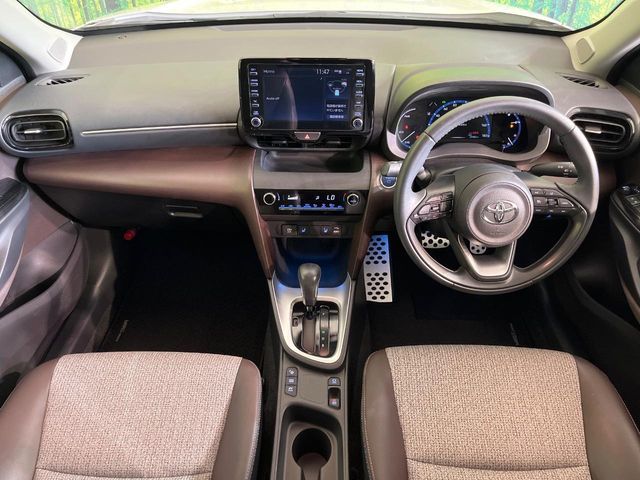 YARIS CROSS HYBRID