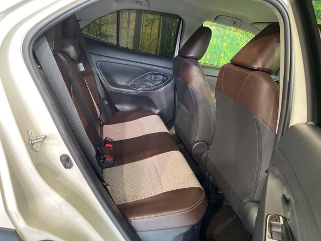 YARIS CROSS HYBRID