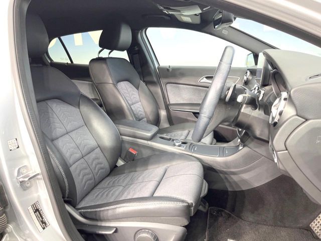 MERCEDES BENZ GLA class