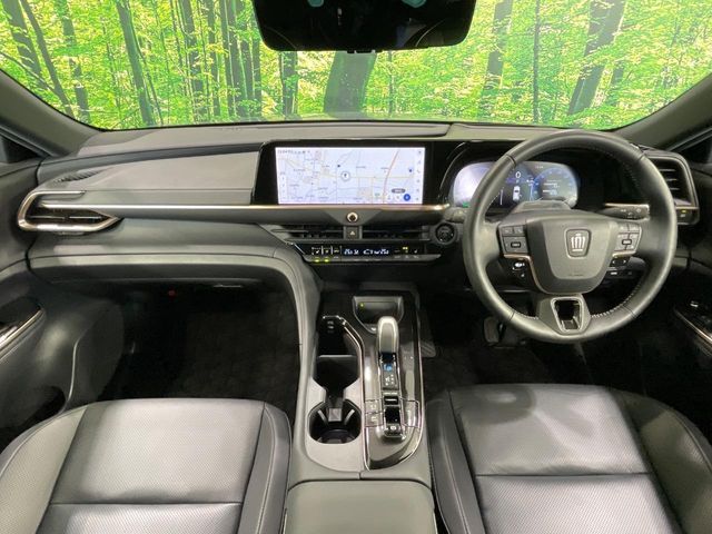 CROWN SPORT