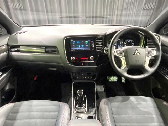 OUTLANDER PHEV