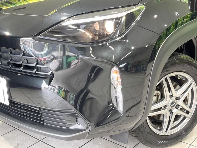 YARIS CROSS HYBRID