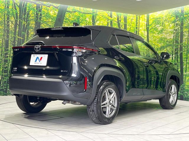 YARIS CROSS HYBRID
