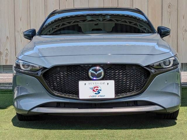 MAZDA3 FASTBACK